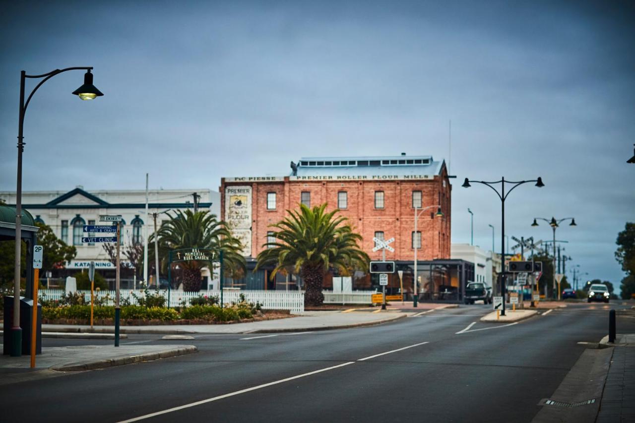 The Premier Mill Hotel Katanning Екстериор снимка